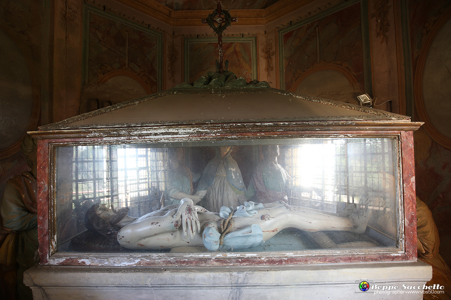 VBS_6812 - I Piloni della Via Crucis del Sacro Monte di Montà d'Alba.jpg